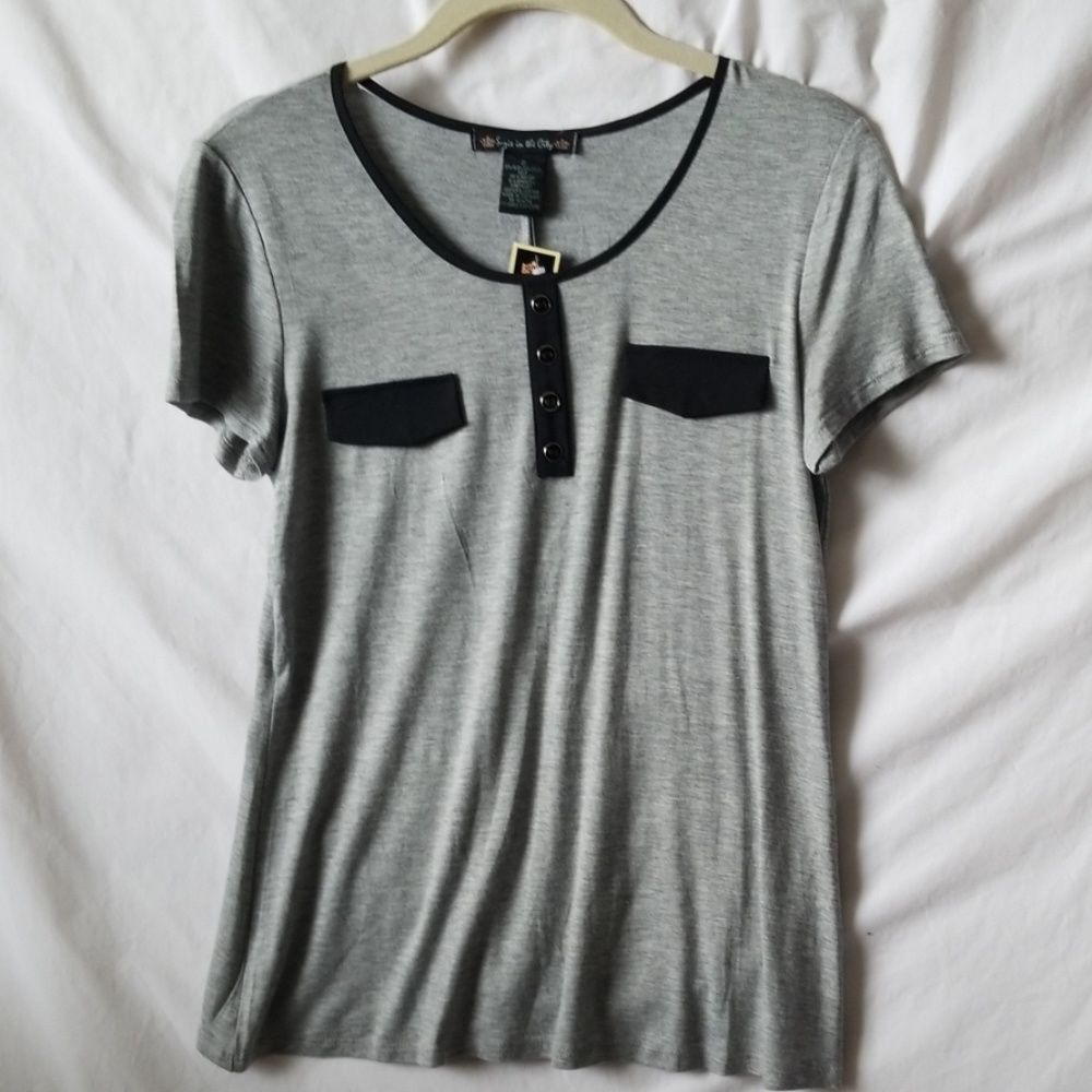 Super cute blouse